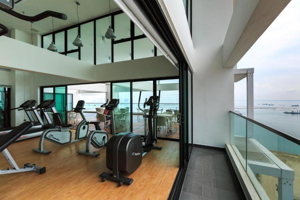 Sunrise Gurney Premium Executive City/Seafront Suite - Penang George Town Zewnętrze zdjęcie