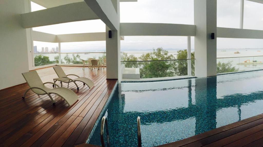 Sunrise Gurney Premium Executive City/Seafront Suite - Penang George Town Zewnętrze zdjęcie